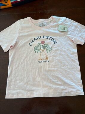 Faherty Kids Charleston Palm Tee - Pale Pink with Green & Gold Graphic